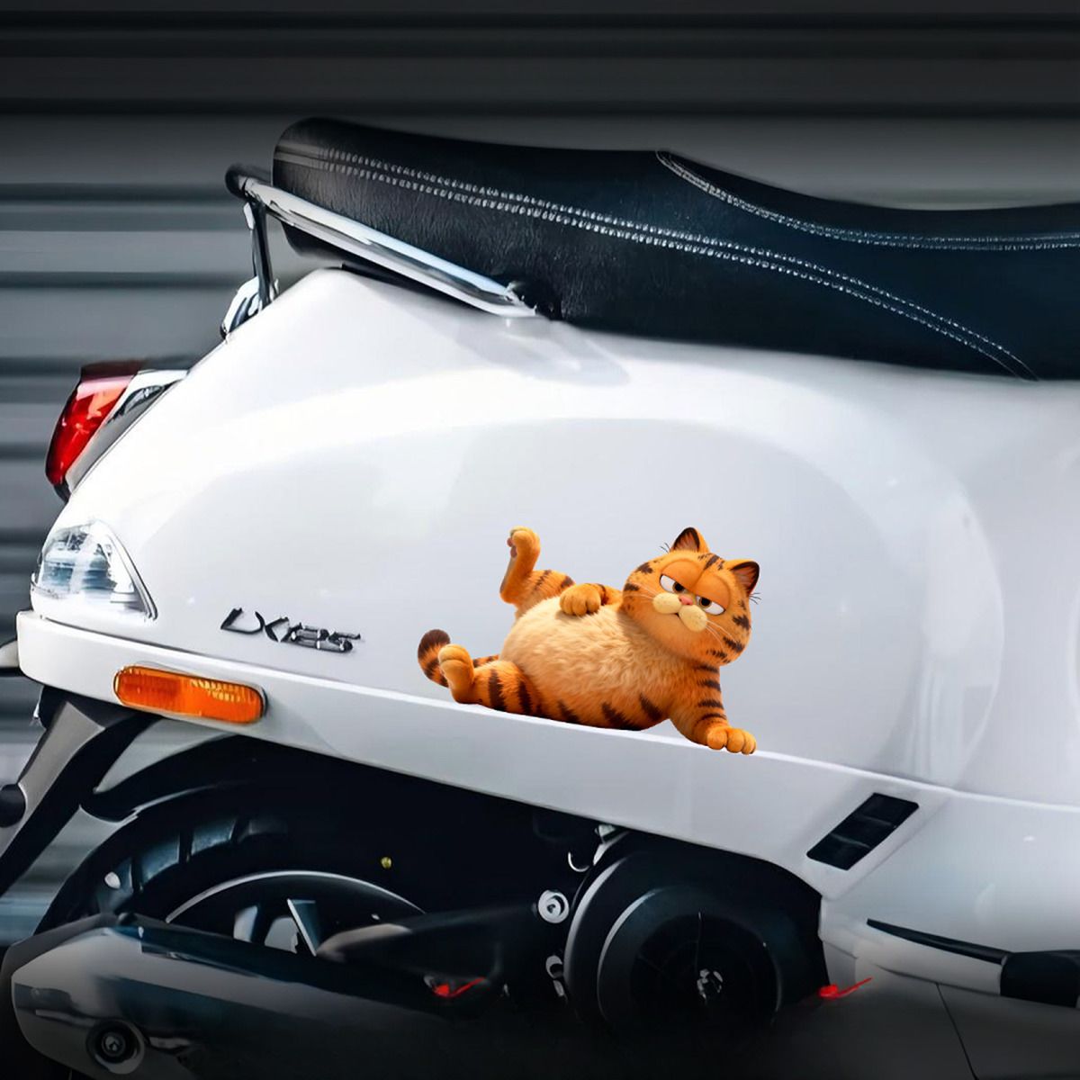 Stiker Vinyl Kartun Garfield L - Anime Cosplay Roleplay ulasan dan harga